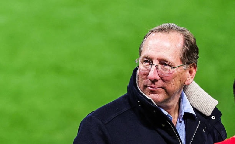 Illustration : "OL : Un ultime espoir renaît pour Textor dans sa quête de rédemption"