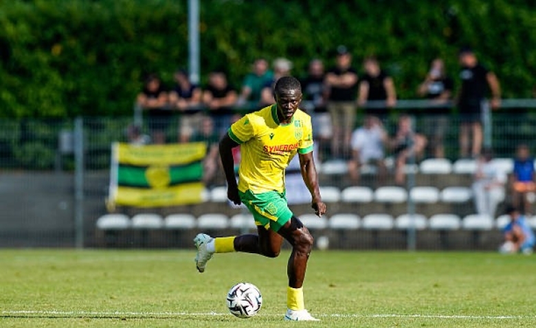 Illustration : "Mercato Nantes : Un ancien nantais déjà en pleine galère à l'étranger "