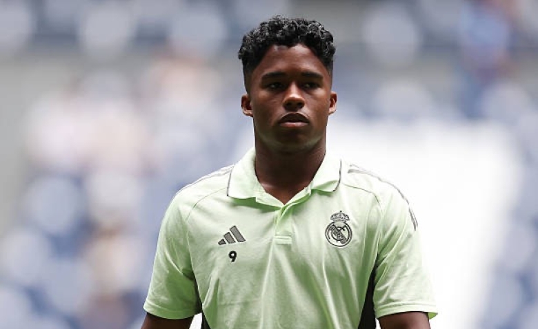 Illustration : "Mercato OM : L'arrivée d'un phénomène sud-américain en attaque tombe à l'eau"