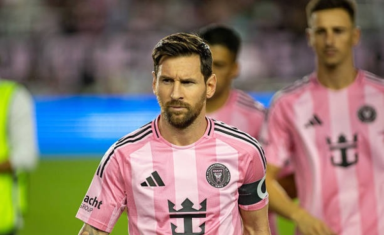 Illustration : "Stade Rennais : Un talent maison annoncé comme futur prodige par Lionel Messi !"