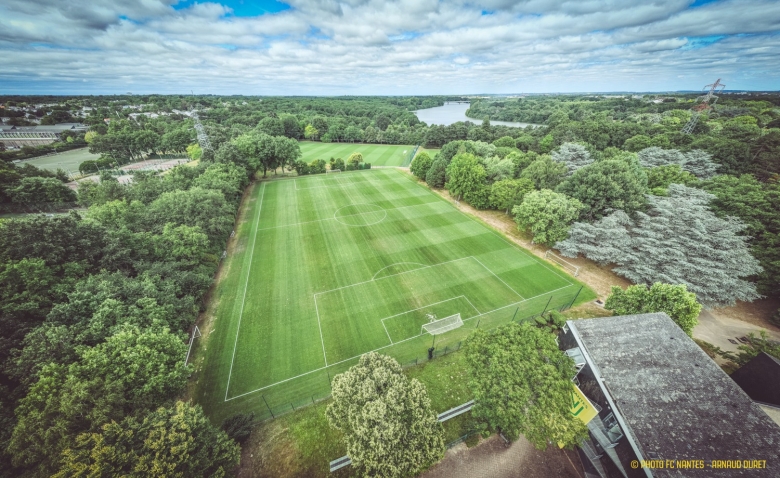 Illustration : "Mercato Nantes : La piste menant à deux expérimentés de Ligue 2 tombe à l'eau"