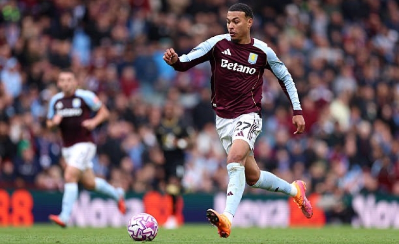 Illustration : "Mercato PSG : Campos cible un attaquant anglais pour relancer l’offensive dès janvier"