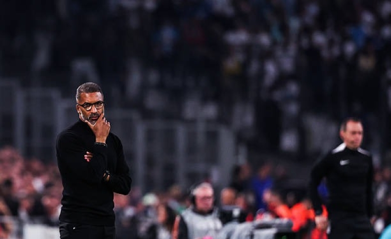 Illustration : "Stade Rennais : L'avenir de Beye déjà scellé avant d'affronter l'AJ Auxerre ?"