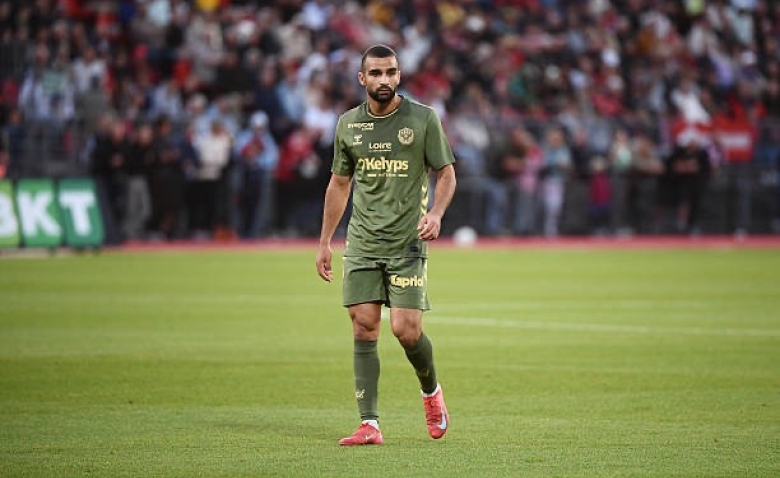 Illustration : "ASSE : Une titularisation inattendue dans le onze d'Horneland pour défier Le Mans ?"