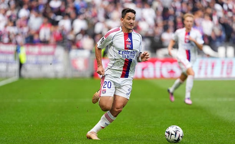 Illustration : "OL : Une recrue estivale se livre sans détour sur son arrivée à Lyon "