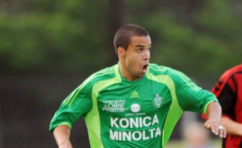 Illustration : "ASSE : Un ancien vert frappe fort et épingle les faiblesses de l'équipe ! "