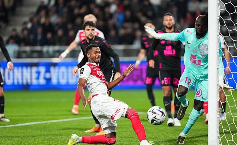 Illustration : "Ligue 1 : Le but de l'AS Monaco face à Angers en vidéo (0-1)"