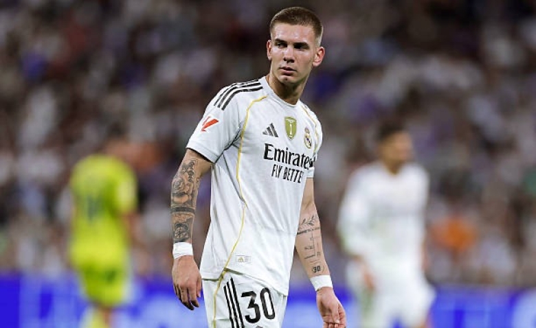 Illustration : "Mercato PSG : un crack argentin snobé malgré une offre folle !"