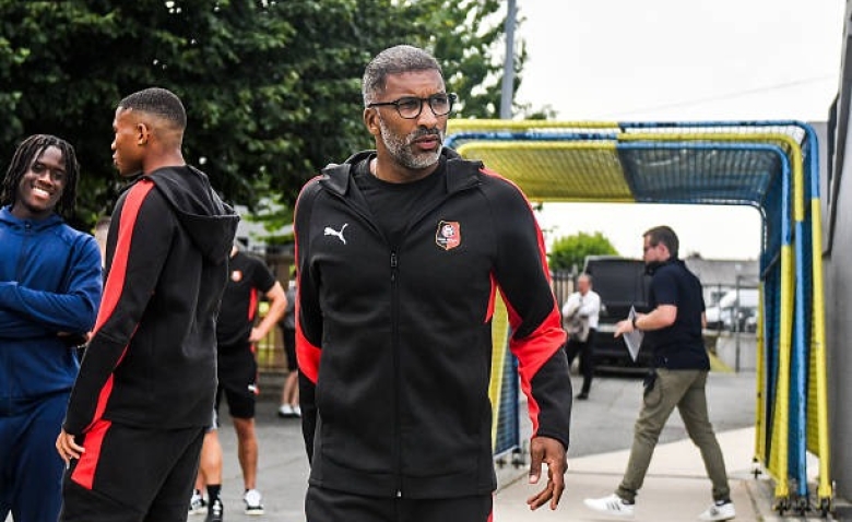 Illustration : "Stade Rennais : Un ultimatum fixé à Beye pour redresser la barre "