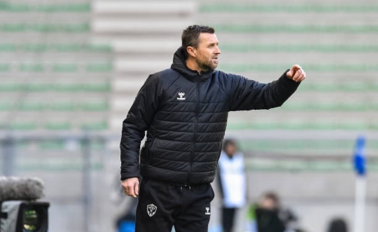 Illustration : "ASSE : Plusieurs surprises observées à l'Etrat après la débâcle contre Le Mans "