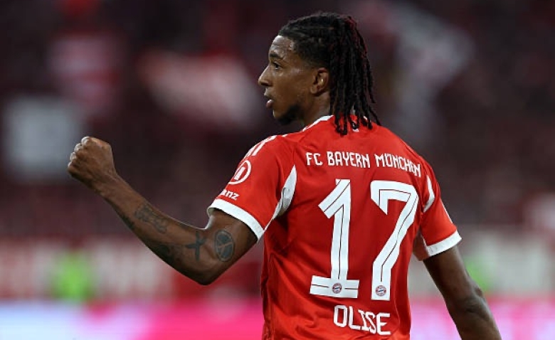 Illustration : "Mercato PSG : Une piste de luxe en attaque tombe à l'eau"