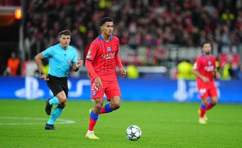 Illustration : "Mercato PSG : Ce jeune crack voit sa prolongation validée ! "