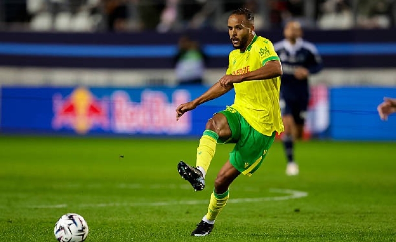 Illustration : "FC Nantes : l'expérience au service des Canaris"