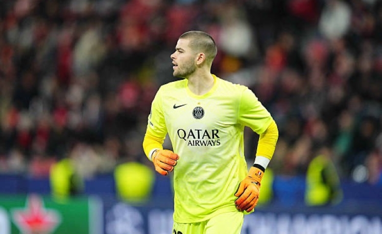 Illustration : "PSG : Une recrue estivale sort du silence après les multiples critiques "