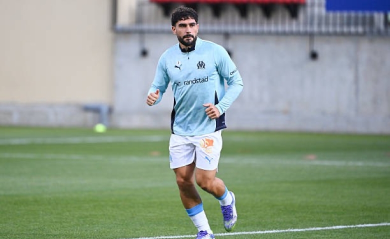 Illustration : "Mercato OL : Un coup de poker des Gones pour relancer un attaquant disparu de L1 ?"