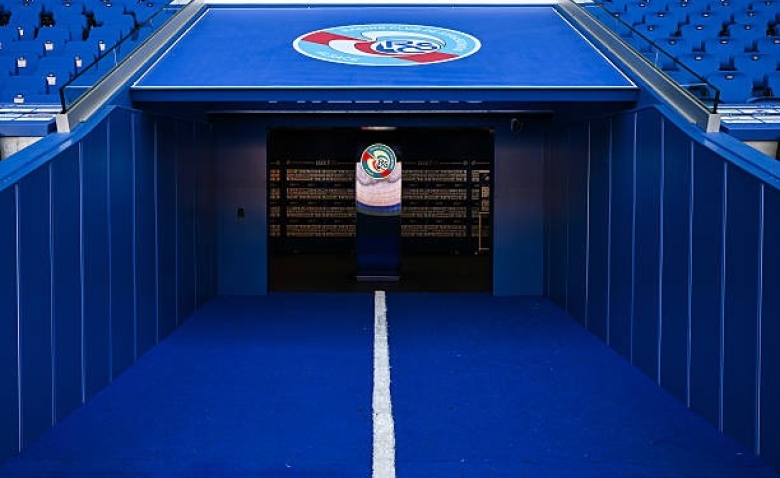 Illustration : "RC Strasbourg : Un révélation de la saison va affoler le marché des transferts en Alsace"