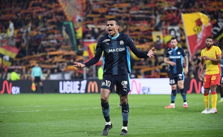 Illustration : "OM : Plusieurs tensions naissantes autour d'une attraction marseillaise ?"