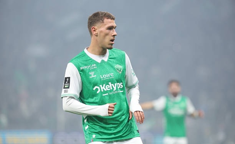 Illustration : "Mercato ASSE : Un club de Ligue 1 relance l'assaut pour ce Stéphanois "