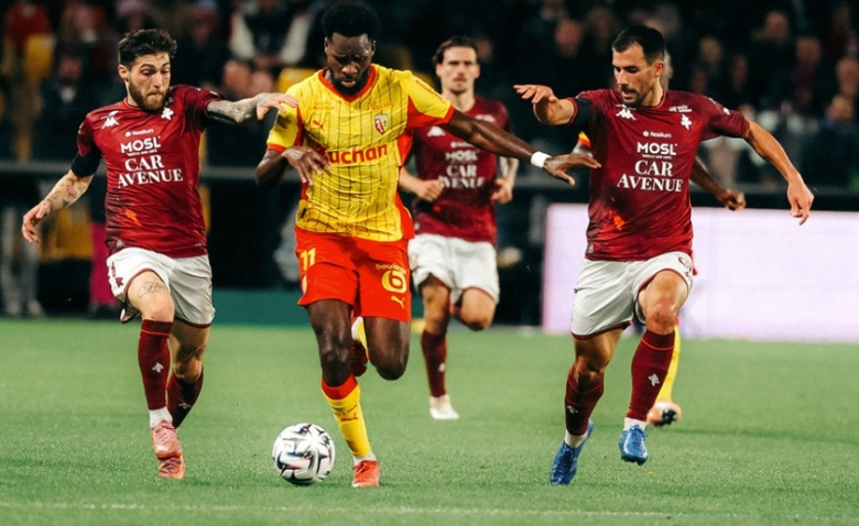 Illustration : "Pronostic Lens-Lorient (11ème journée de Ligue 1)"