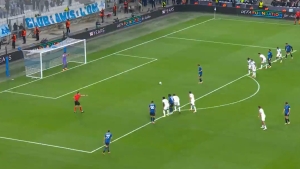 Illustration : L'arrêt stratosphérique en vidéo de Rulli contre l'Atalanta 