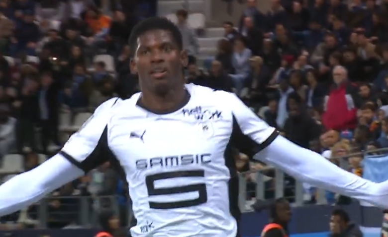 Illustration : "La vidéo du but libérateur de Rennes contre le PFC (1-0)"