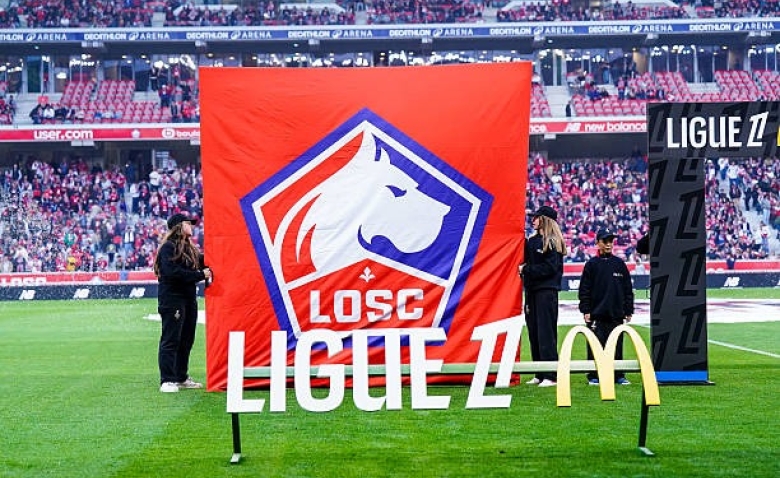Illustration : "Mercato LOSC : Un ex-crack du RC Lens va être approché par les Dogues !"