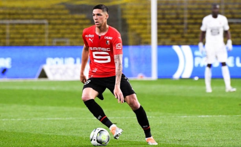 Illustration : "Stade Rennais : Un ex-visage des Rouge et Noir sérieusement tâclé après son passage à Rennes"