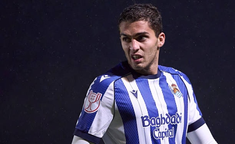 Illustration : "Mercato OL : Un phénomène russe comme future recrue prometteuse du bord lyonnais ?"