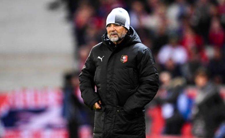 Illustration : "Mercato Rennes : Un flop du SRFC poursuit sa descente aux enfers au Brésil"