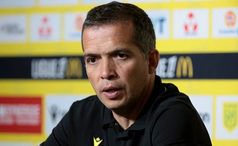 Illustration : "FC Nantes : Castro au bord de la rupture !"