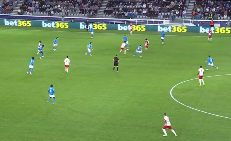 Illustration : "(video) L'égalisation de David Luiz pour Pafos contre Monaco"