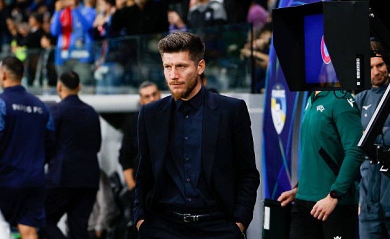 Illustration : "AS Monaco : Ça chauffe déjà pour Pocognoli sur le banc monégasque"