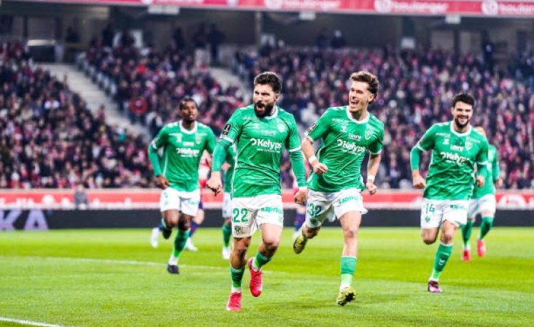 Illustration : "Mercato ASSE : Une donnée accablante à l'origine de deux départs en janvier ?"