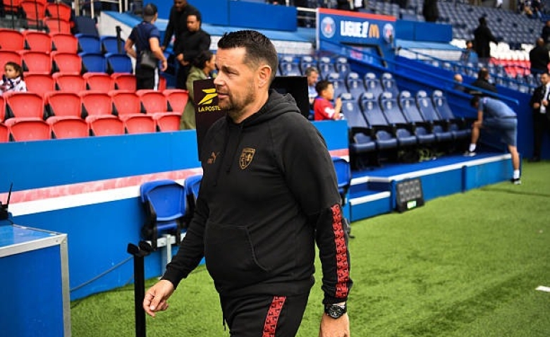 Illustration : "RC Lens : Deux remplaçants déjà trouvés pour Gradit et Machado "