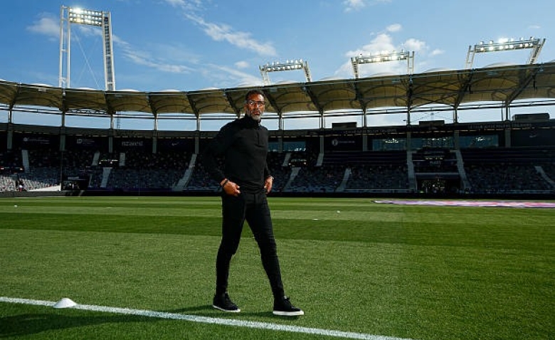 Illustration : "Stade Rennais : Le gros coup de gueule de Beye après les incidents à Nice"