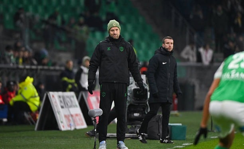 Illustration : "Mercato ASSE : Vers une séparation surprise entre Horneland et le club avant 2026 ?"