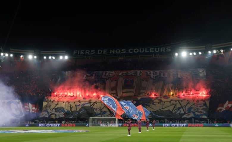 Illustration : "Mercato PSG : Un autre international français enrôlé en défense en plus d'Upamecano ?"