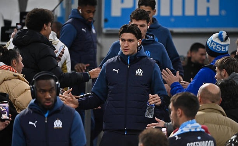 Illustration : "Mercato OM : Balerdi sur le départ, son remplaçant déjà trouvé en Serie A !"