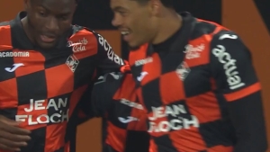 Illustration : Lorient - Metz : le résumé et les buts en vidéo (1-1) - Ligue 1 J17