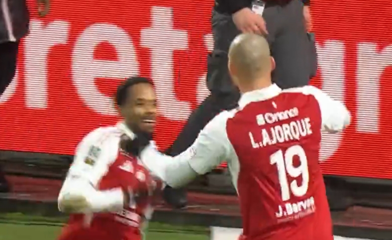 Illustration : "Brest - Auxerre : le résumé et les buts en vidéo (2-0) - Ligue 1 J17"