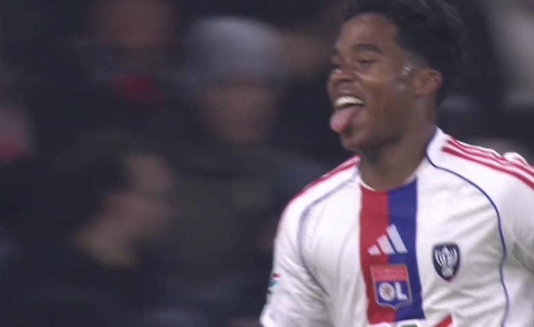 Illustration : "Lille - Lyon : la vidéo du splendide but d'Endrick (1-2) - CDF 2025-2026"