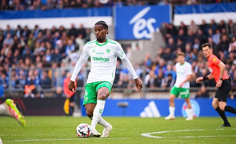 Illustration : "Mercato ASSE : Deux échecs cuisants pour remplacer Pierre Ekwah"