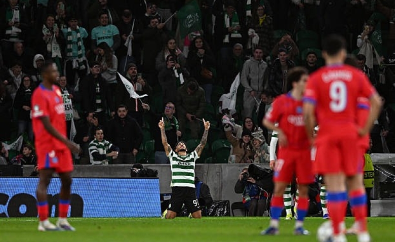 Illustration : "[Vidéo] Sporting - PSG : Luis Suarez climatise les Parisiens (1-0) - LDC"