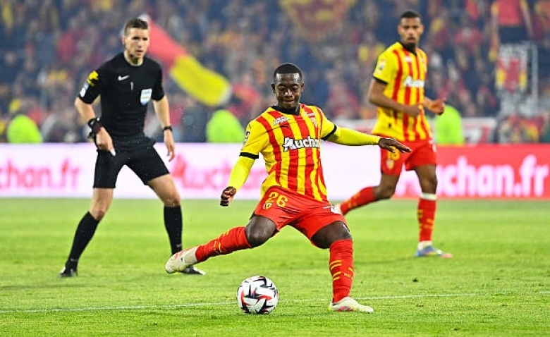 Illustration : "Mercato : Un ex-Lensois a tapé dans l'œil de l'AS Monaco !"