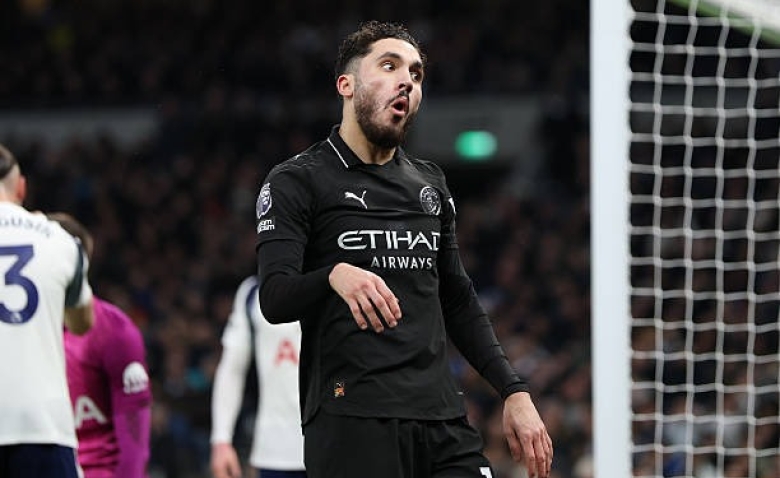 Illustration : "Tottenham - Manchester City : Le bijou de Cherki en vidéo ! (1-0) - Premier League "