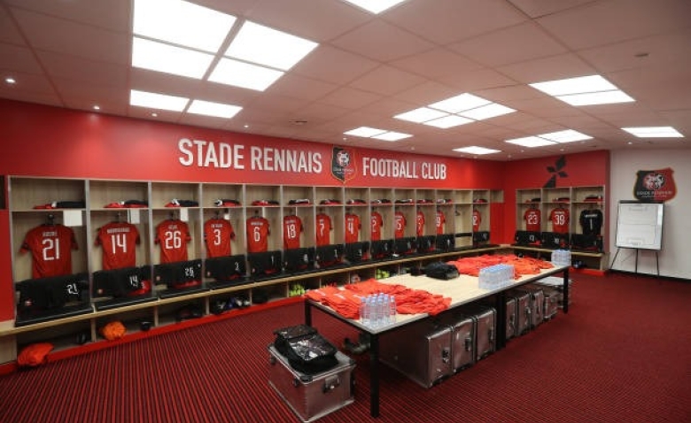 Illustration : "INFO Mercato : Le Stade Rennais boucle l'arrivée d'un phénomène en attaque !"