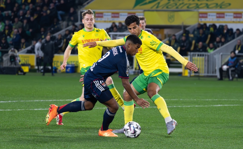 Illustration : "FC Nantes - OL : Un choc qui a complètement déchainé les foules au Brésil"