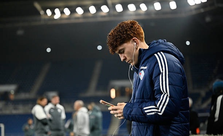 Illustration : "Mercato Strasbourg : Le Real Madrid veut s'offrir un incontournable du RCSA !"