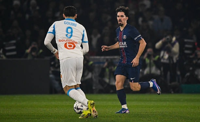 Illustration : "Mercato PSG : Le Real Madrid lâche l'affaire pour Vitinha et s'attaque à un plan B !"