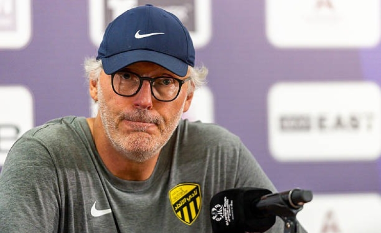 Illustration : "Stade Rennais : Plusieurs candidats à la succession de Beye émergent dans l'ombre d'Haise !"